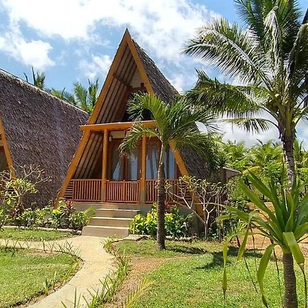Sunari Beach Resort Selayar Matalalang Extérieur photo
