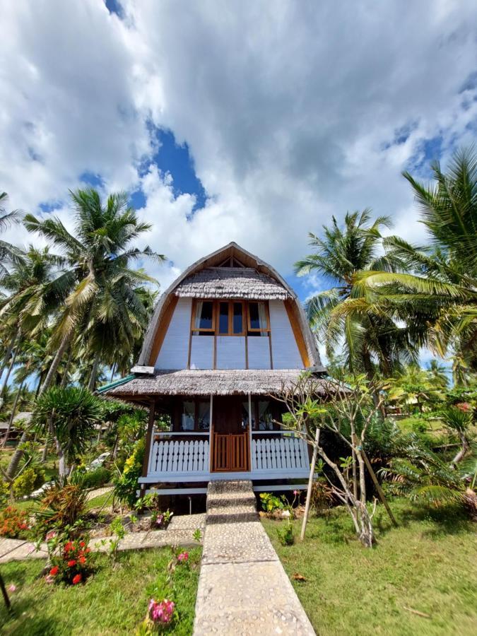 Sunari Beach Resort Selayar Matalalang Chambre photo