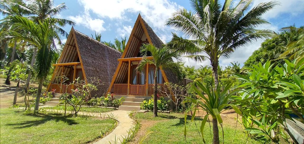 Sunari Beach Resort Selayar Matalalang Extérieur photo
